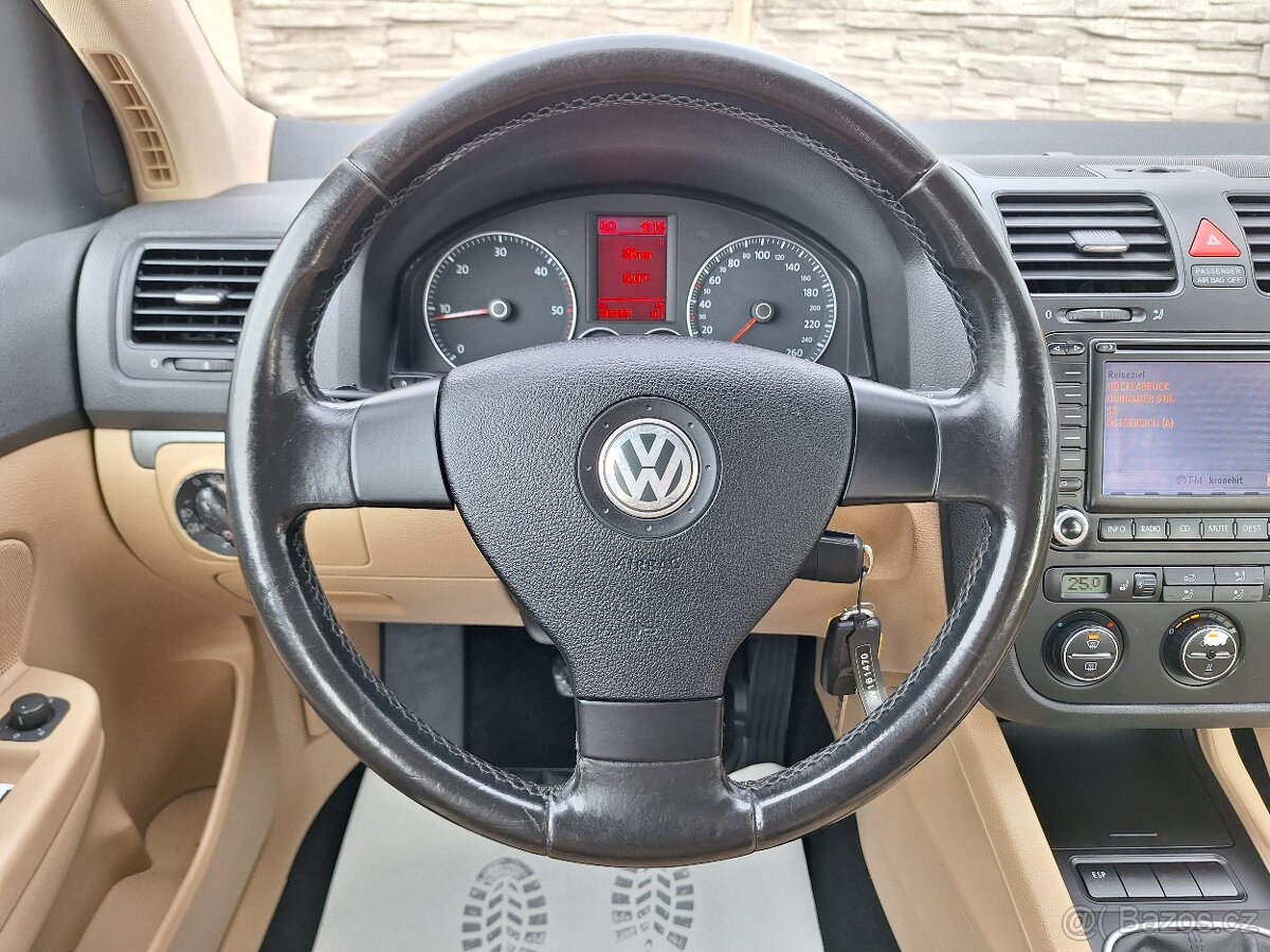Volkswagen Golf, 1,9TDi,4MOTION,77kW,tažné,výhřev - 14