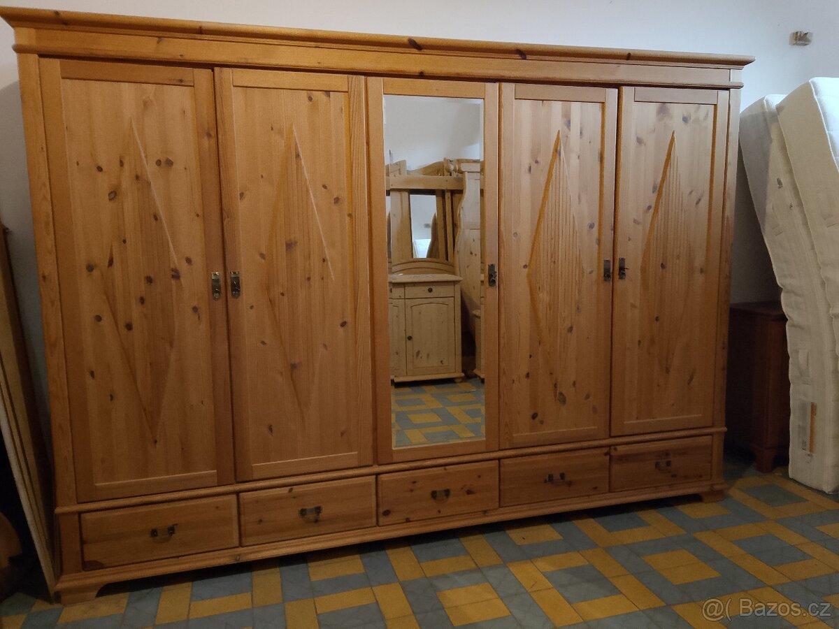 KOMPLETNÍ CELODŘEVĚNÁ LOŽNICE NORA - 14