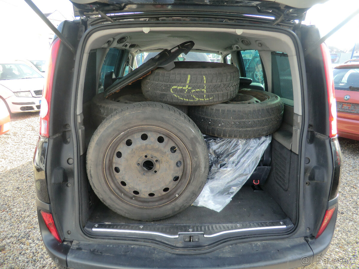 Renault Espace, 2.2HDi 110kW 7 MÍST AC TAŽNÉ ZAŘÍZENÍ - 14