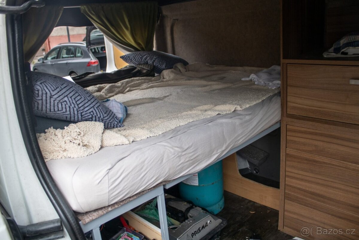 Renault Trafic 2.0 dCi / 84 kW / 2012 / Obytný Van - 14