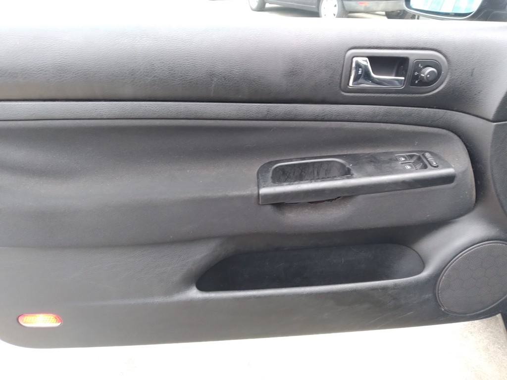 VOLKSWAGEN GOLF 1.4 SPECIAL KLIMA - 14