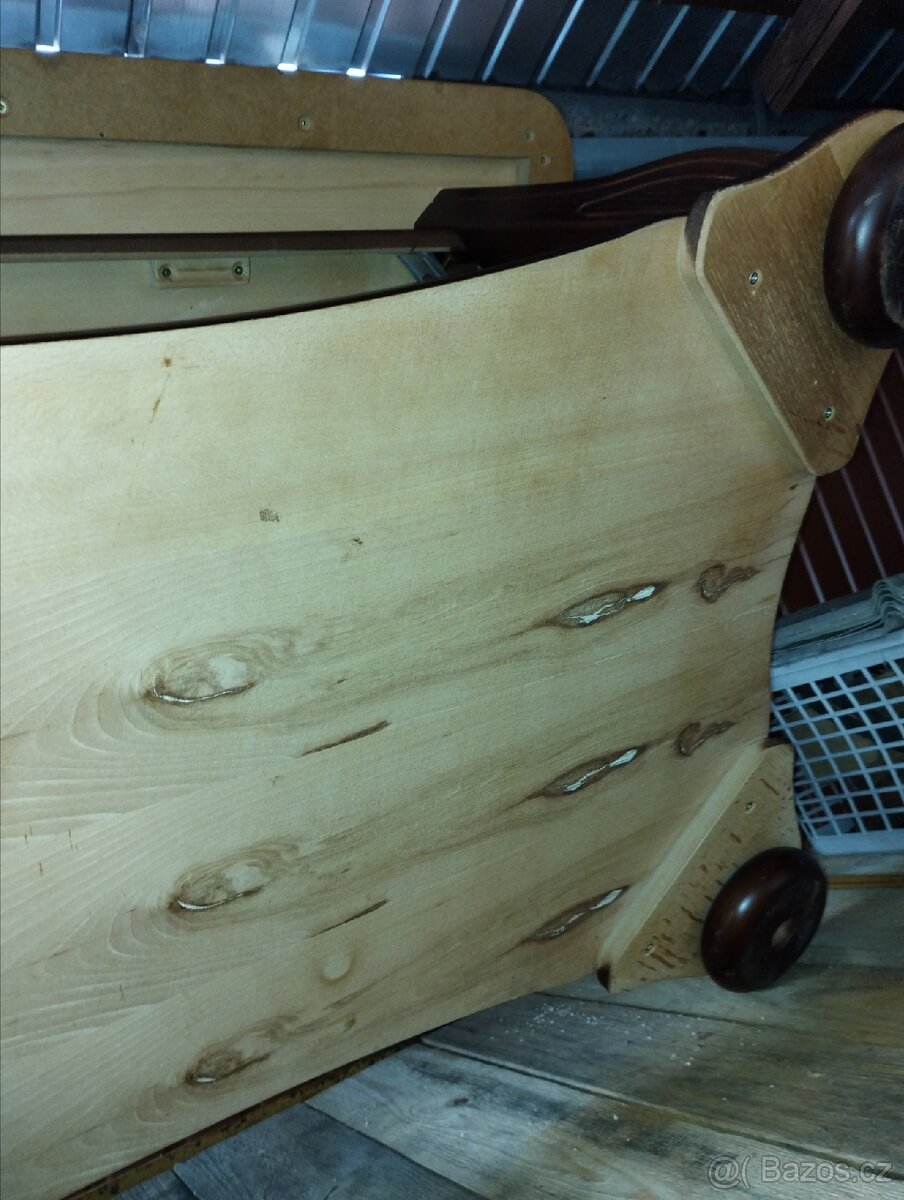 Dřevěný konferenční stolek / masiv / pravé dřevo - 14