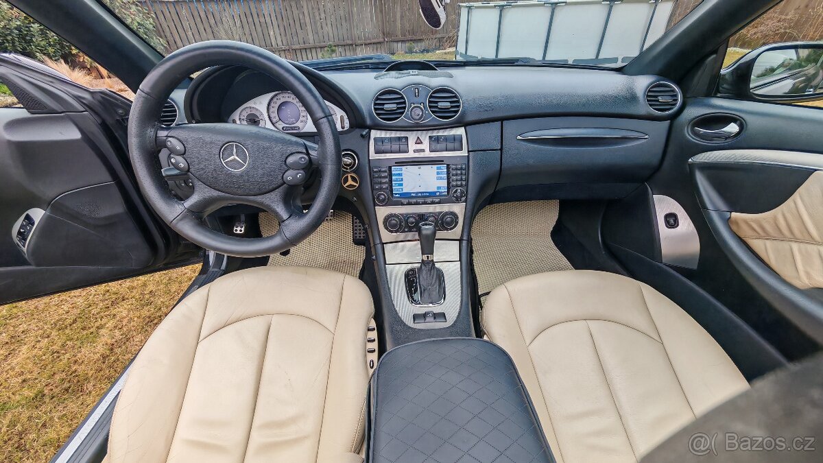 Kabrio Mercedes CLK 320 CDI - 14