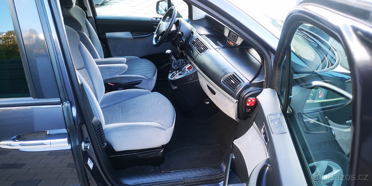 Peugeot 807 2,0 HDI - 100kw. 7 MÍSTNÉ - STYLE - HEZKÝ STAV - 14