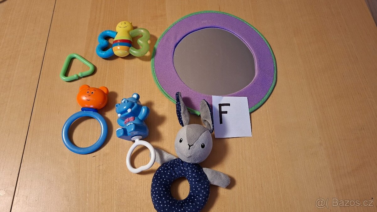 Lucka F - sada zrcátko, štěrchátka - 14