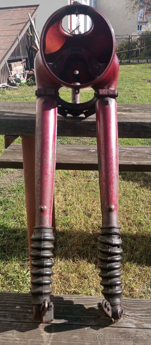 Jawa pérák předek - 14