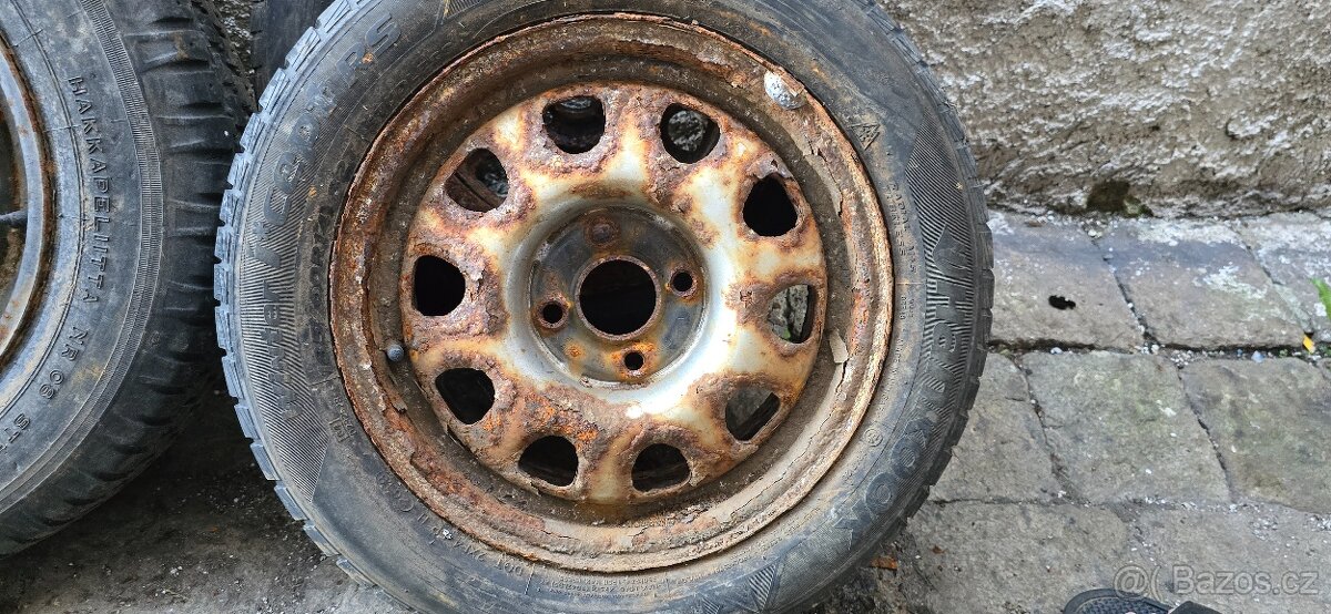 Středové pokličky + límce VW 14" + origo plechy - 14