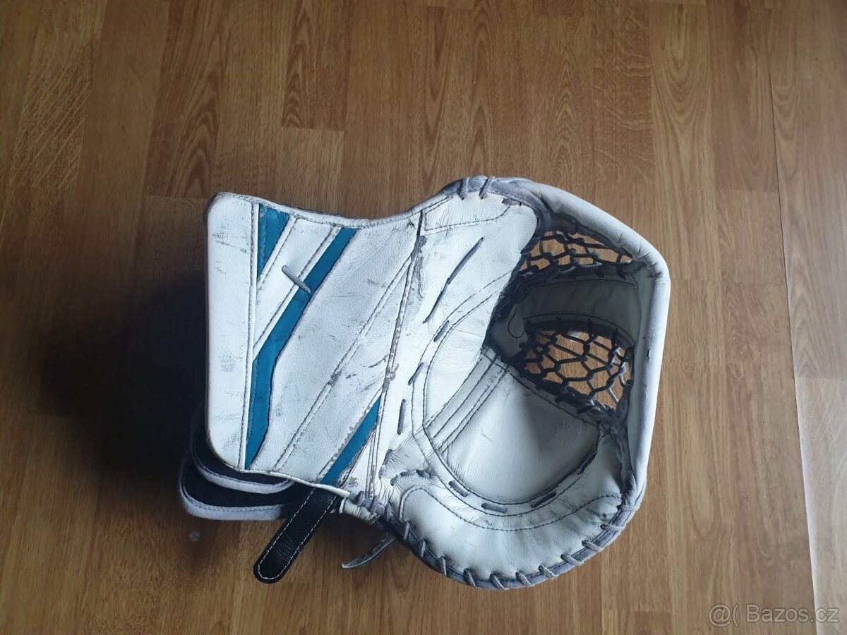 prodej profi výstroje-golman ukončení kariery - 14