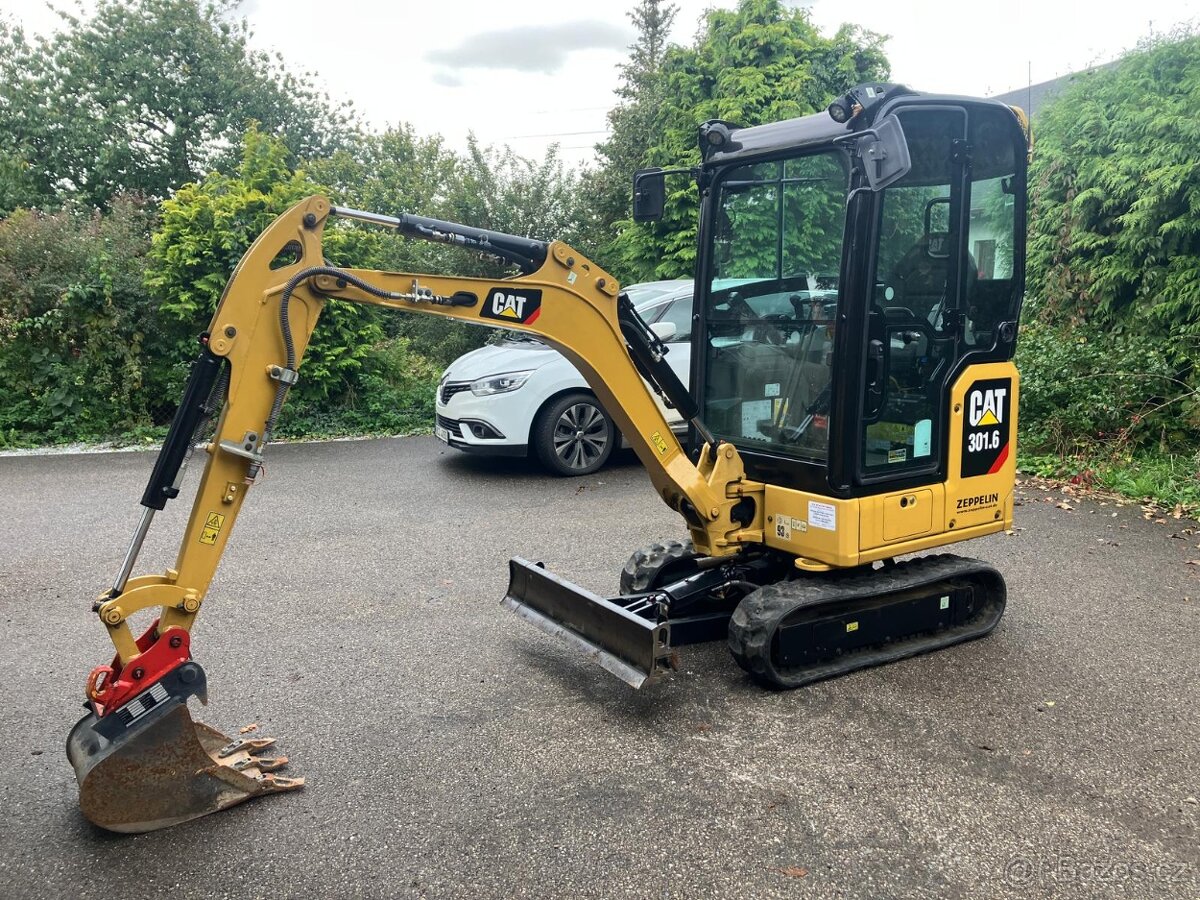 Prodám minibagr CAT 301.6 - 14