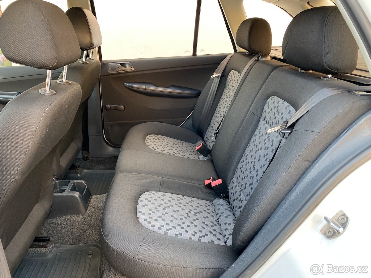 Škoda Fabia, 1.4 16v 55kW, bez koroze pěkná - 14