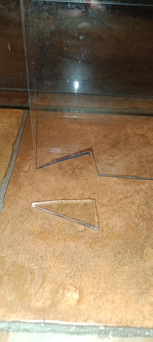 Skleněné terárium 120×80×40 cm - 14