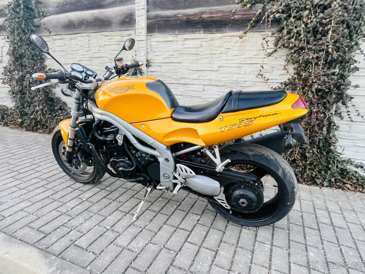 Triumph Daytona T595 r.v.1997 - 14