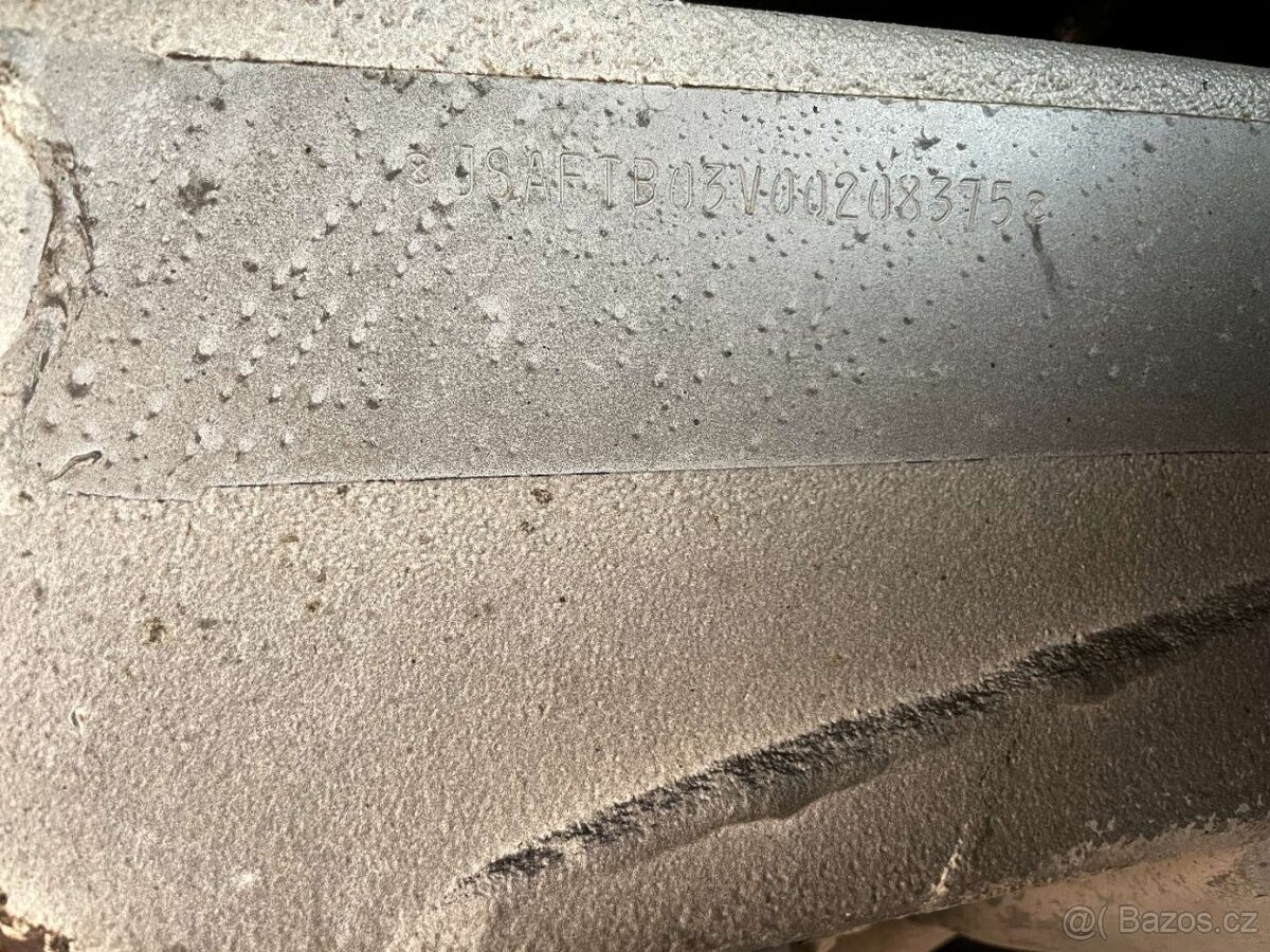 SUZUKI GRAND VITARA 1,6i - 14