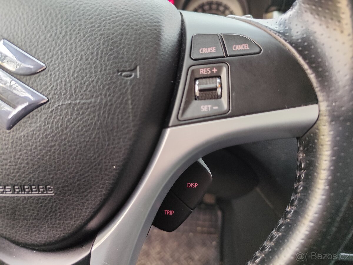 Suzuki Kizashi 2.4, 4x4, automat - 14