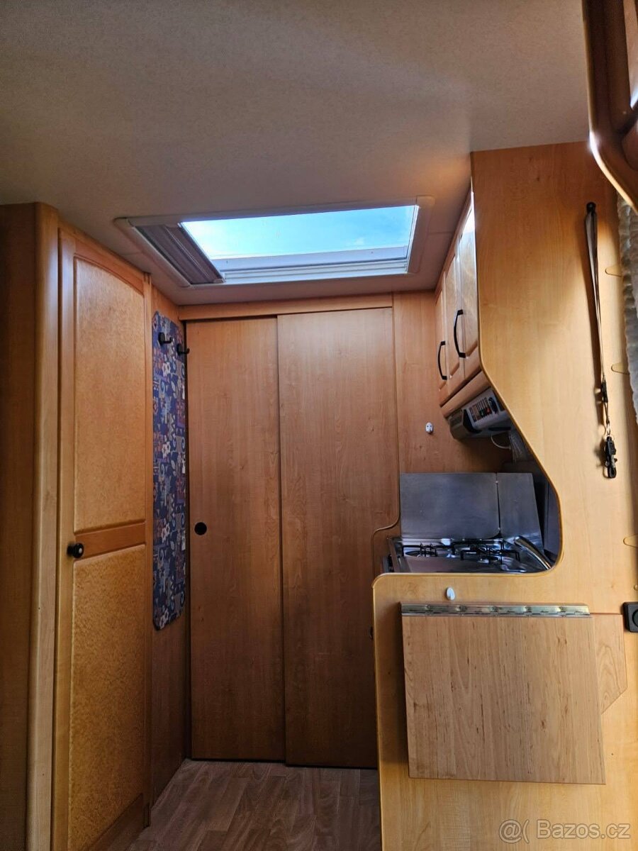 Karavan Hobby 495 - 14