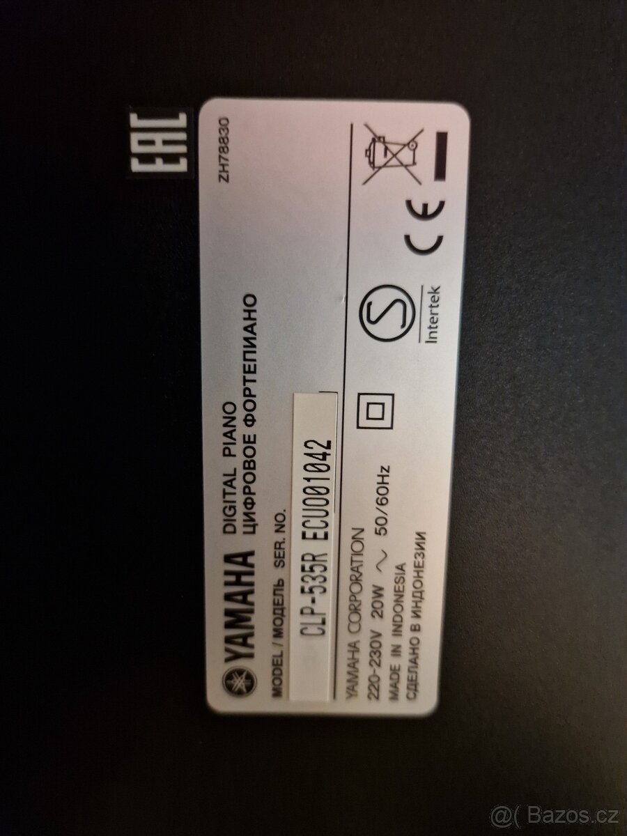 Digitální piano Yamaha Clavinova CLP-535 R - 14
