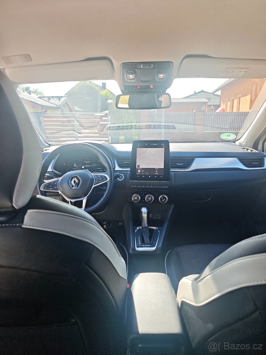 Renault Captur II Techno Plug-in-Hybrid 2023 roku. - 14