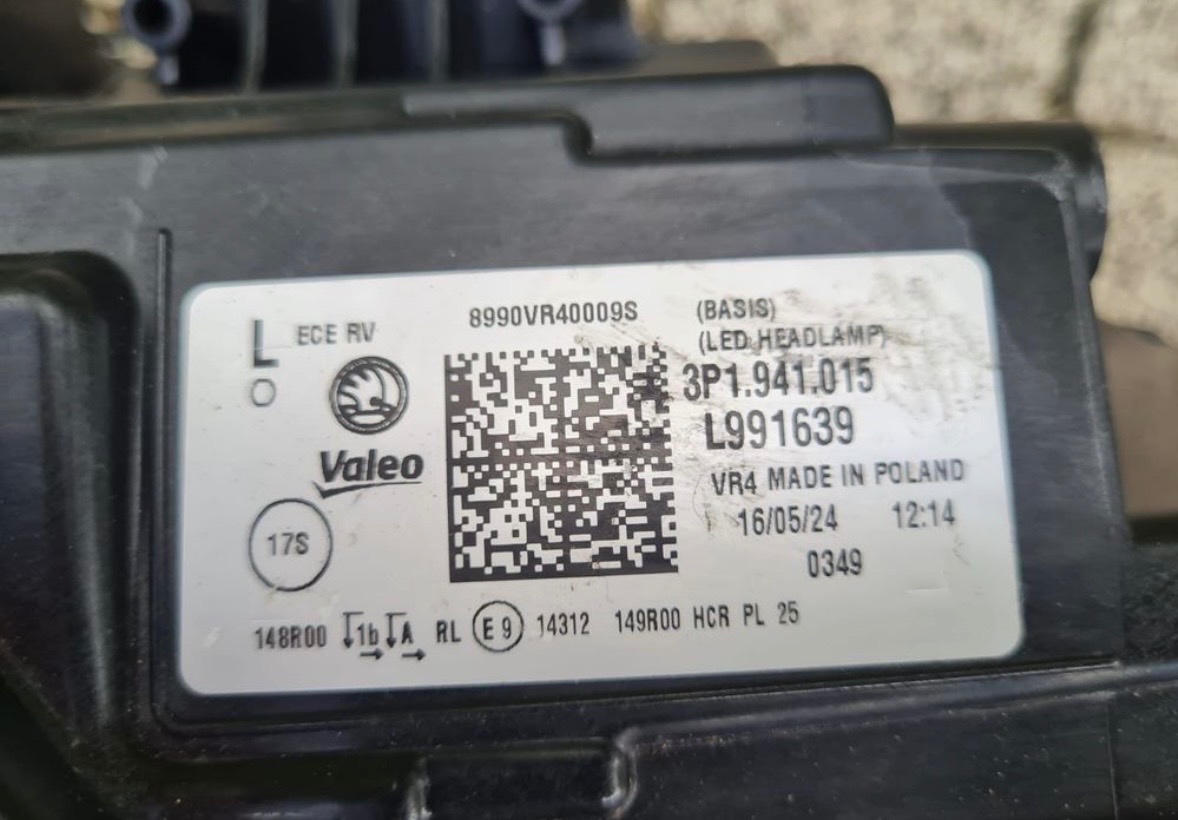 Škoda Superb 4 full led TOP - 14