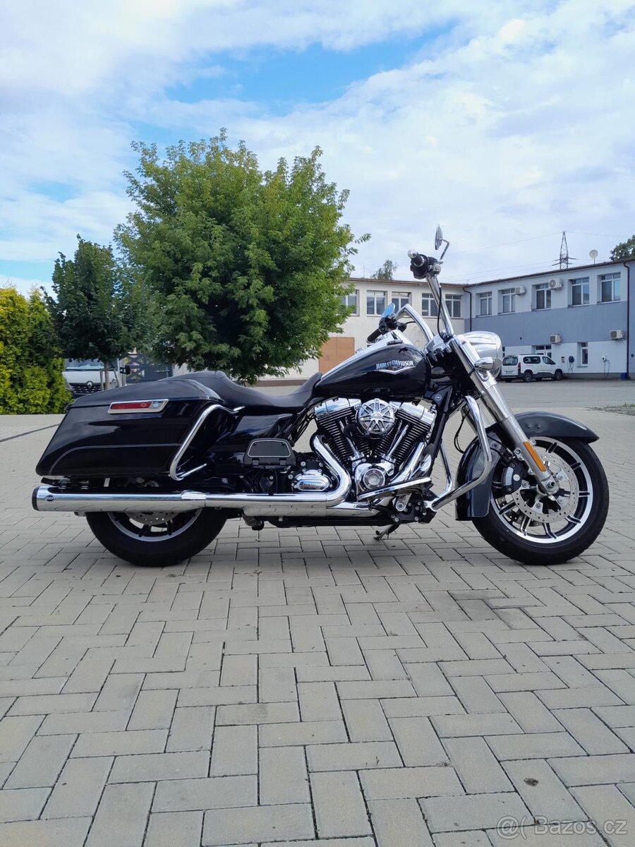 Harley Davidson ROAD KING - 14