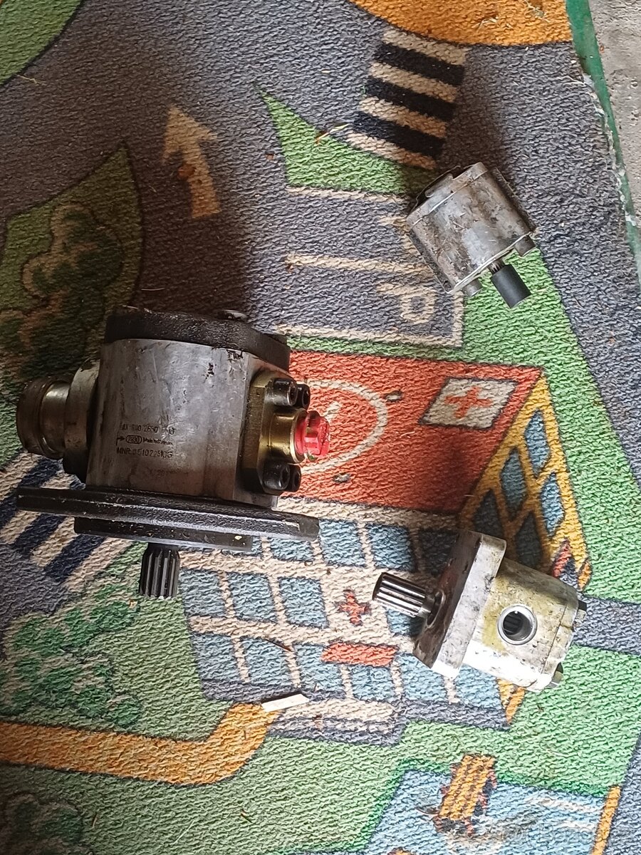 Náhradní díly na UNC - 14