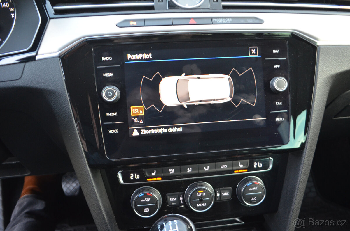 PRODÁM VW PASSAT 2.0TDI COMBI 150PS 2019 LED NAVI - 14