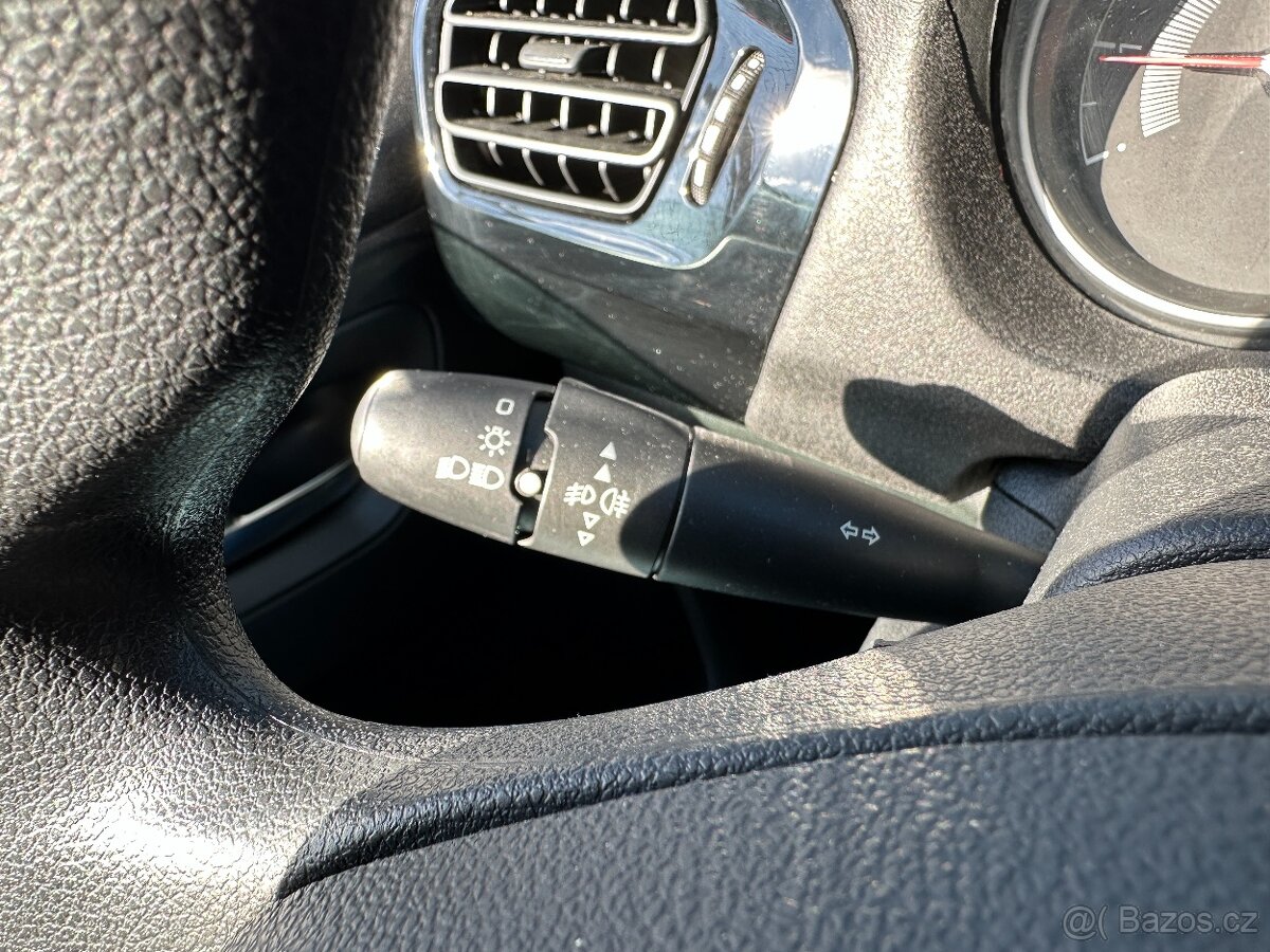 Peugeot 301 1.2 i Klima, 8xPneu - 14