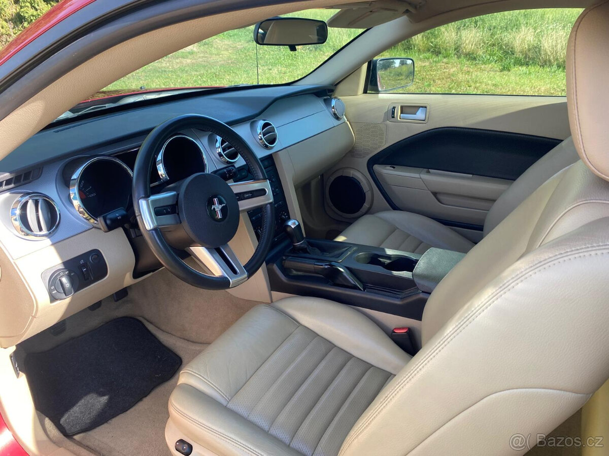 Ford Mustang 2006 - 14