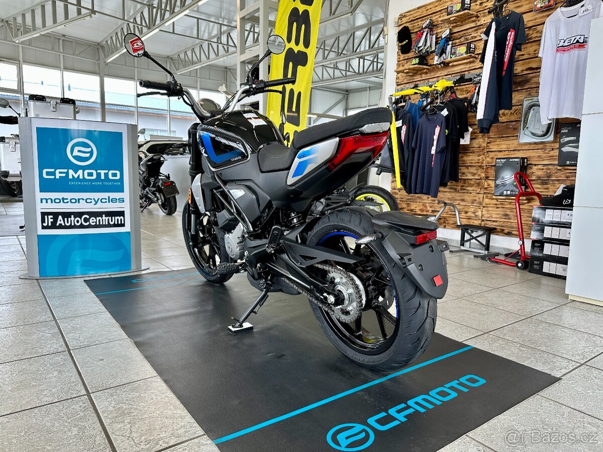 CFMOTO 300 CLX - bílá,černá AKCE helma - 14