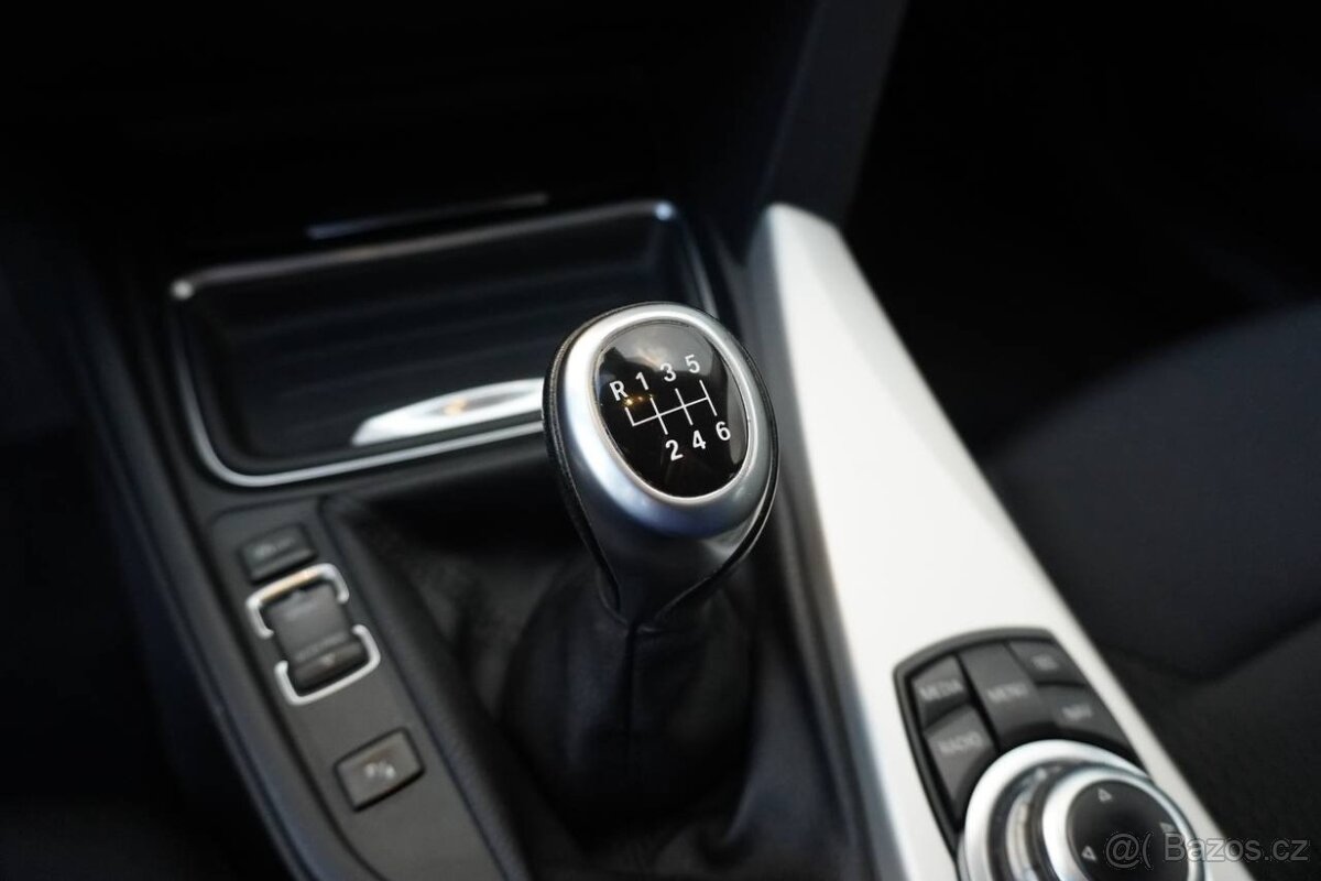 BMW Řada 3 318 d - 14