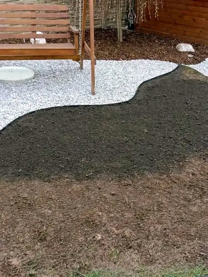 HLEDÁME PRÁCI - 14