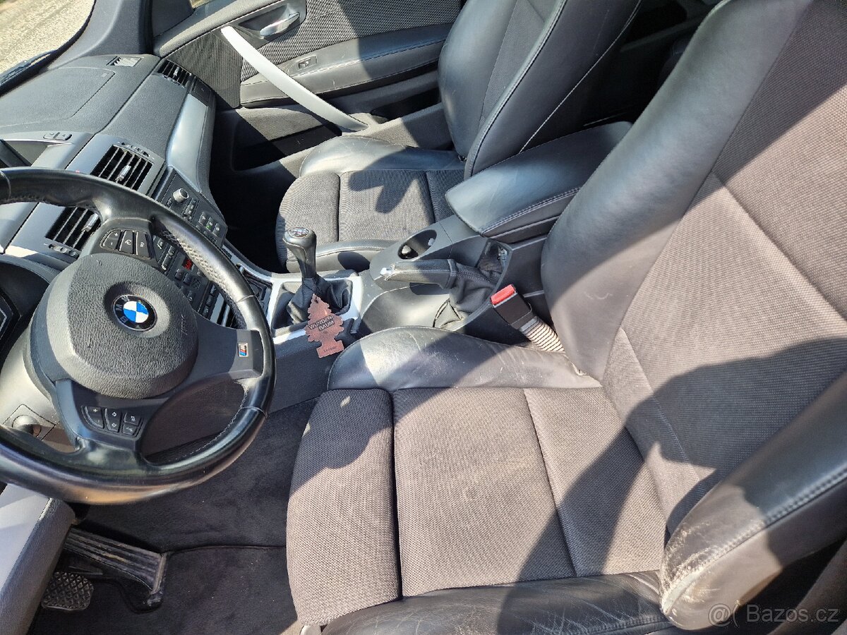 Bmw X3 3.0d manuál X-Drive - 14