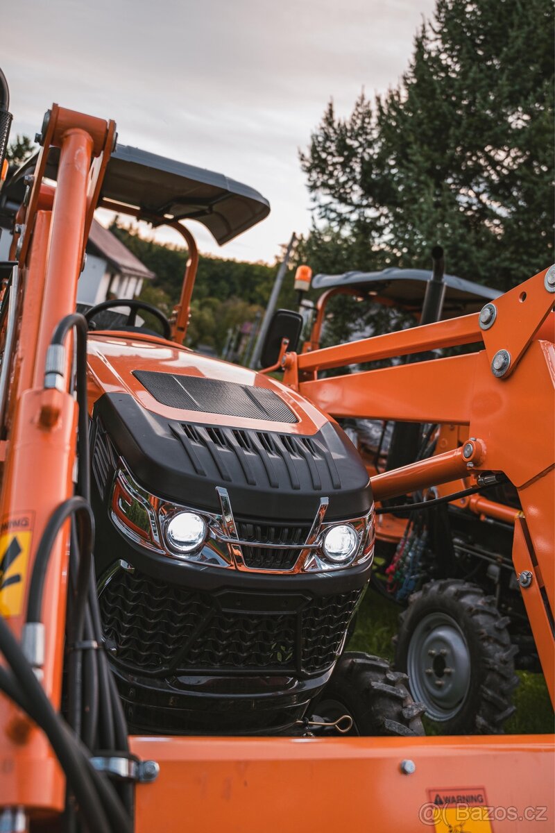 Traktor TIGER 504 bez kabiny včetně předního nakladače - 14