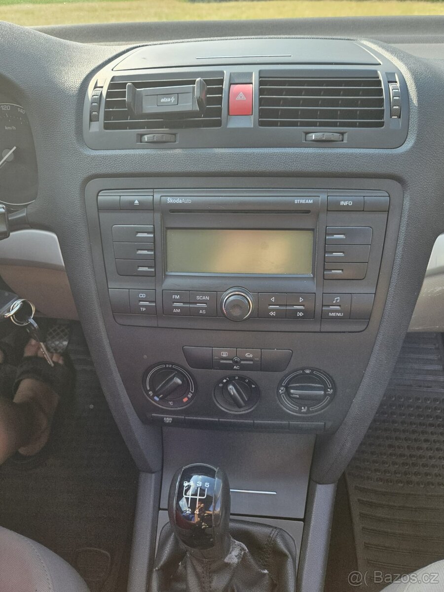 Škoda Octavia 2006, 1,6 Benzin + LPG - 14