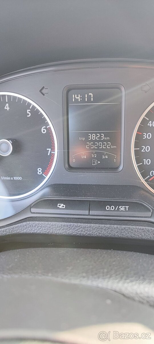 Volkswagen Polo 1.2 - 14