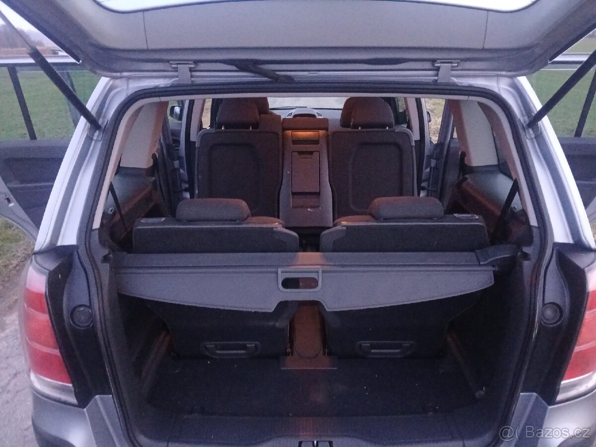 Prodam Opel Zafira 7 mistný - 14