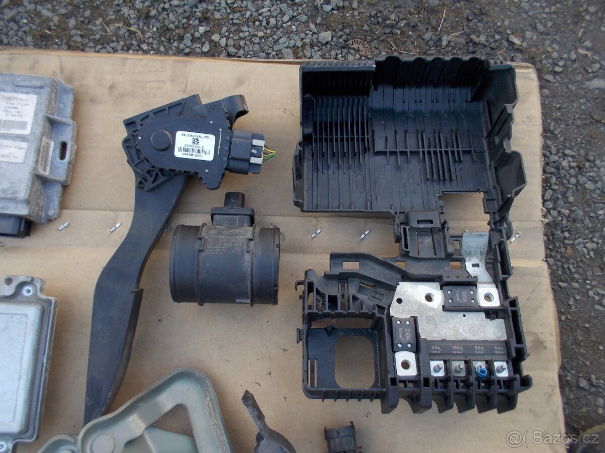 Díly Meriva B - 1.4 88kw - 14