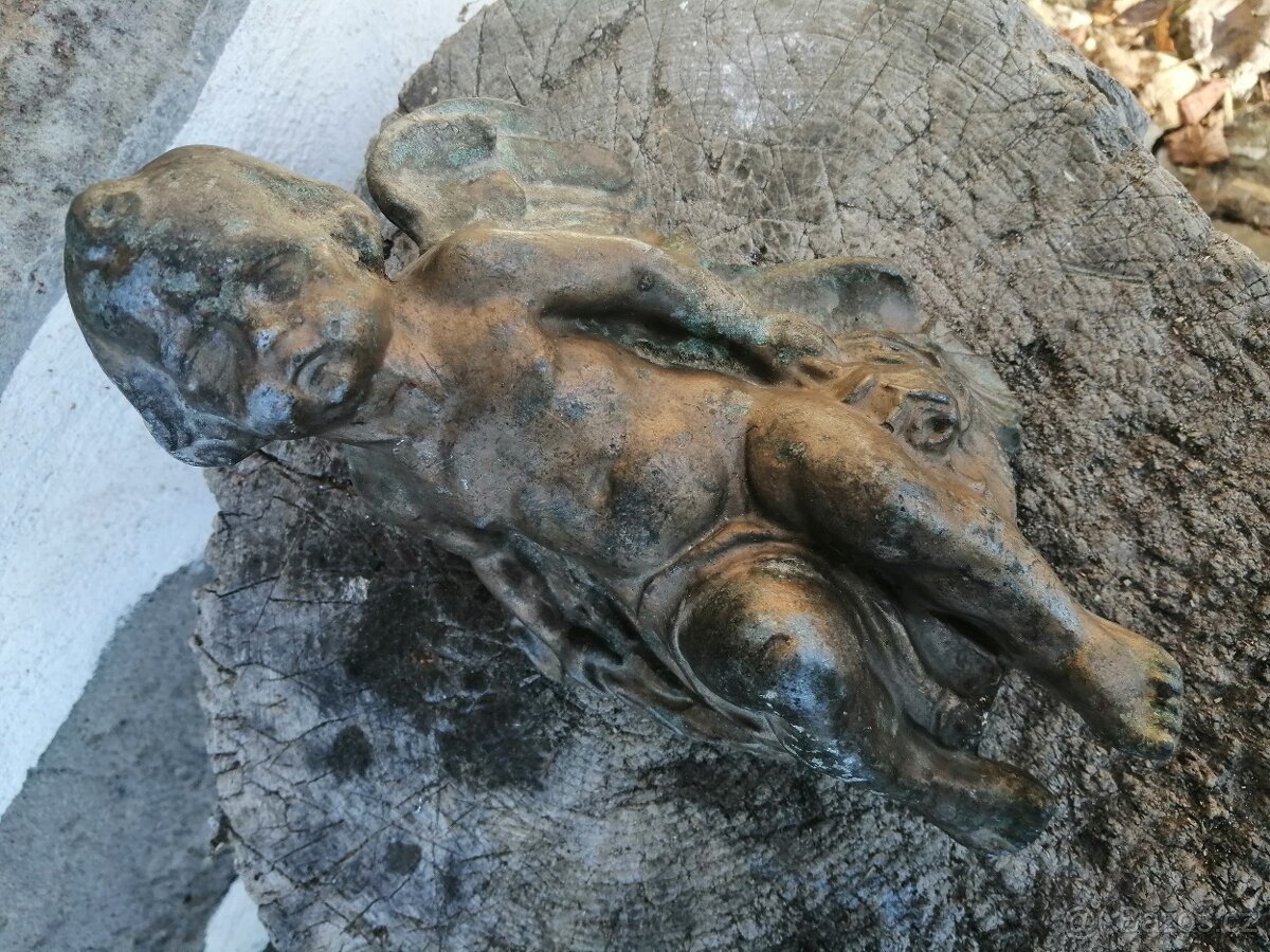 Mosazný andílek s patinou - 14