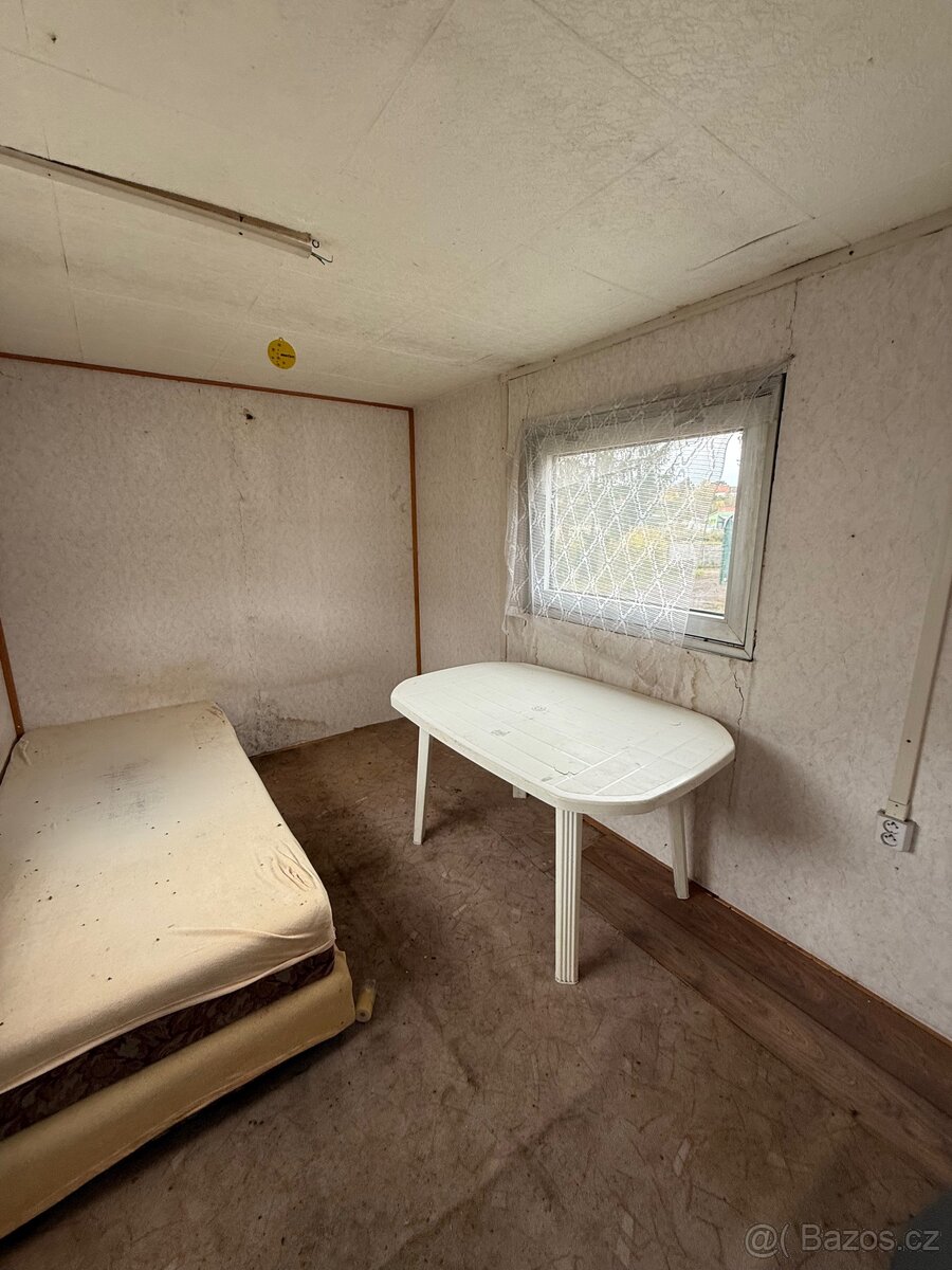 Maringotka JZD SLUŠOVICE obyvatelná - 14