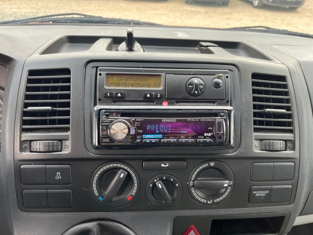 Volkswagen Transporter T5 L2 2.0 TDi 103kW - 14