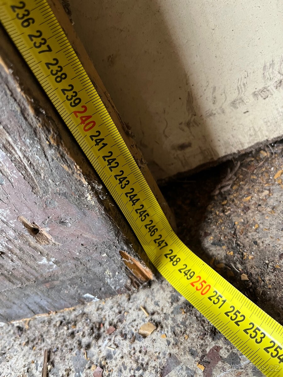 Dvoukřídlé retro dveře s kováním - 14