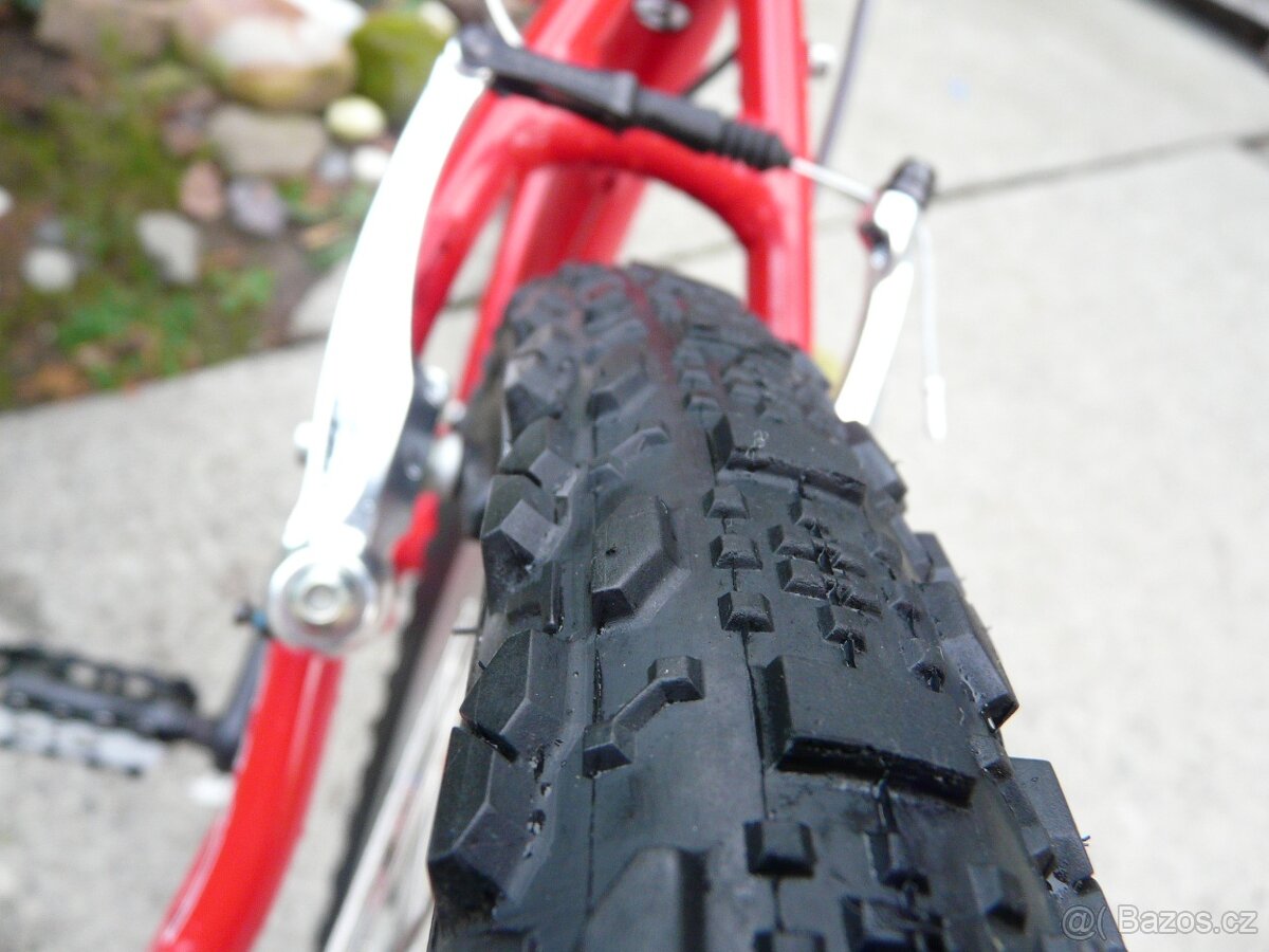 "Nový" Author Traction 17" (kola 26") - 14