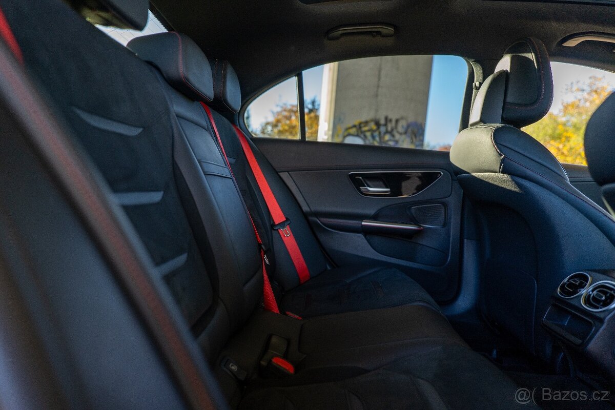 Mercedes C43 AMG 4MATIC + - 14