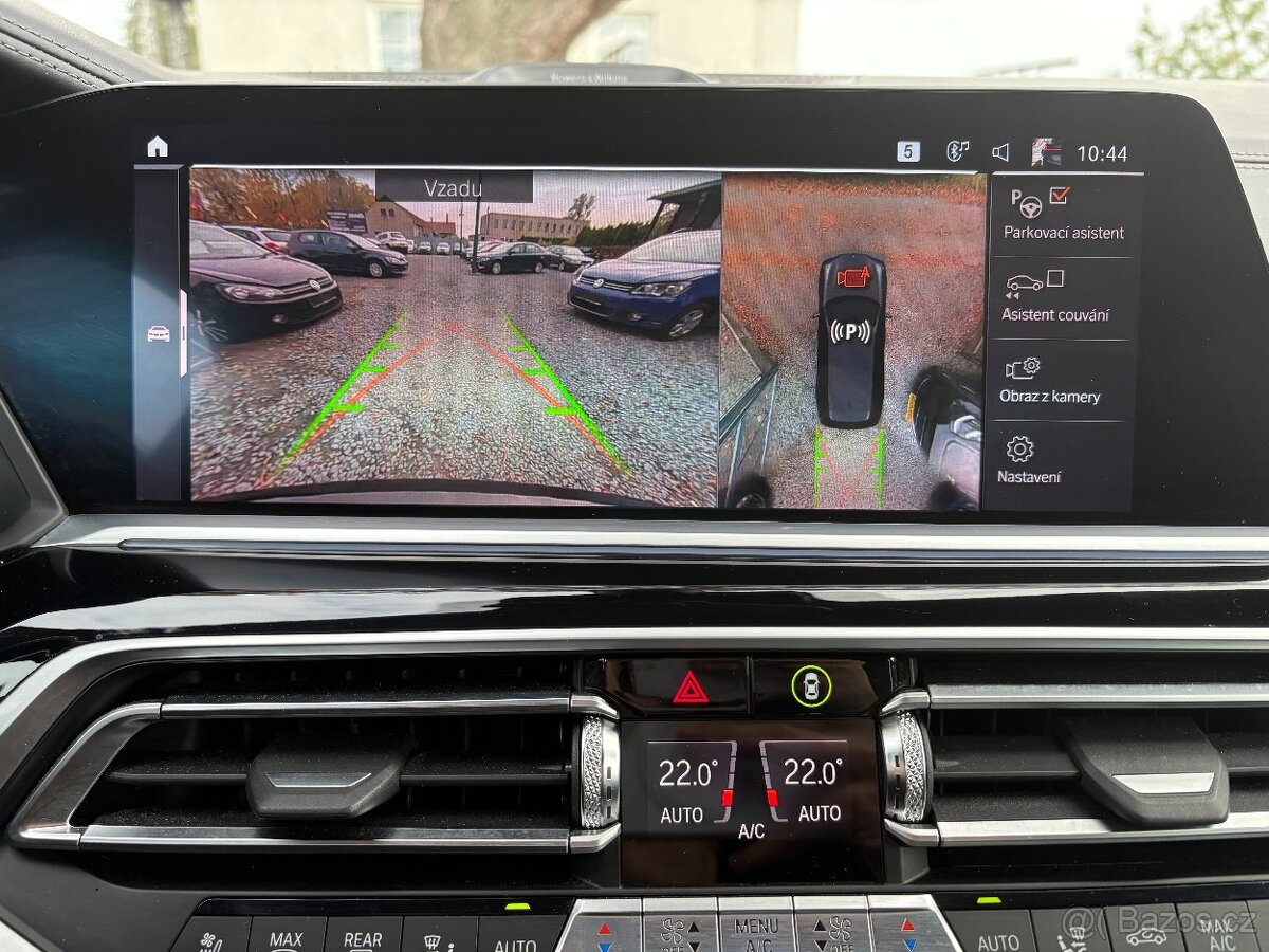 BMW X7 3.0 M50d DPH, 7MÍST, MAX VÝBAVA - 14