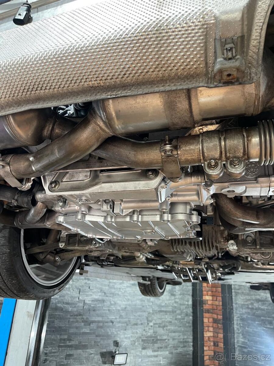 PORSCHE 4S 911 997.1 - 14