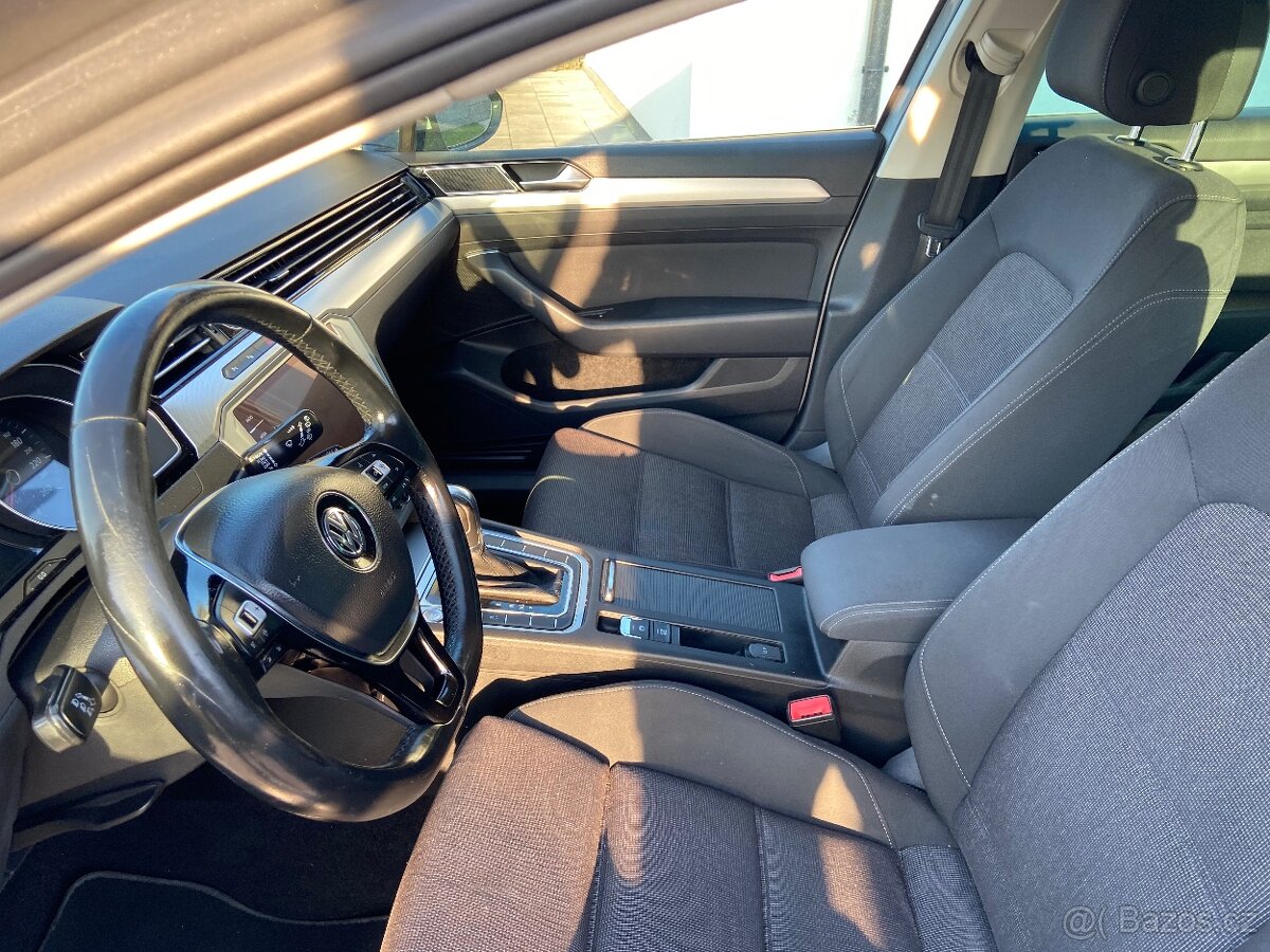 VW PASSAT VARIANT B8 model 2020 - 14