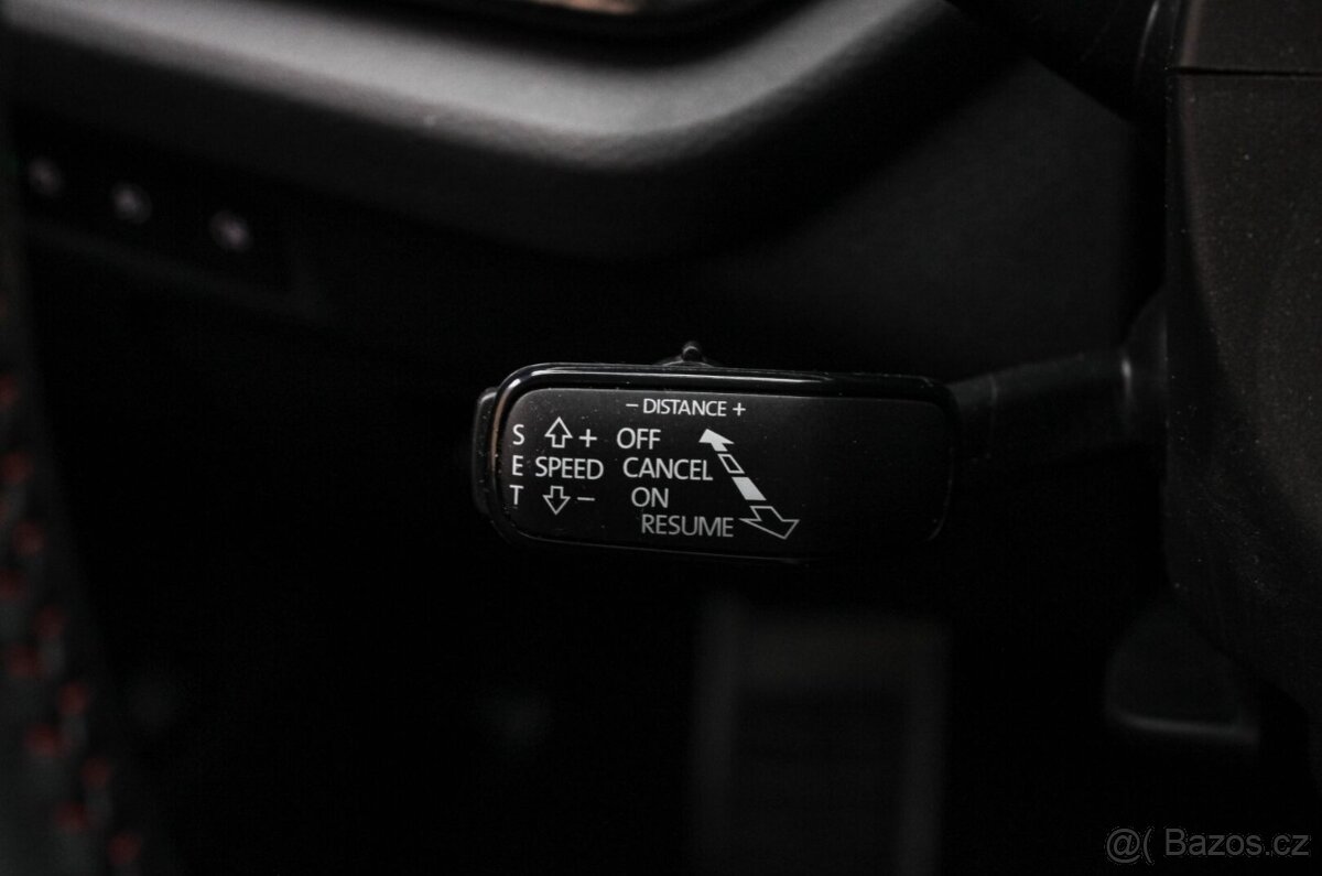 Škoda Octavia Combi 2.0 TDI RS DSG - 14