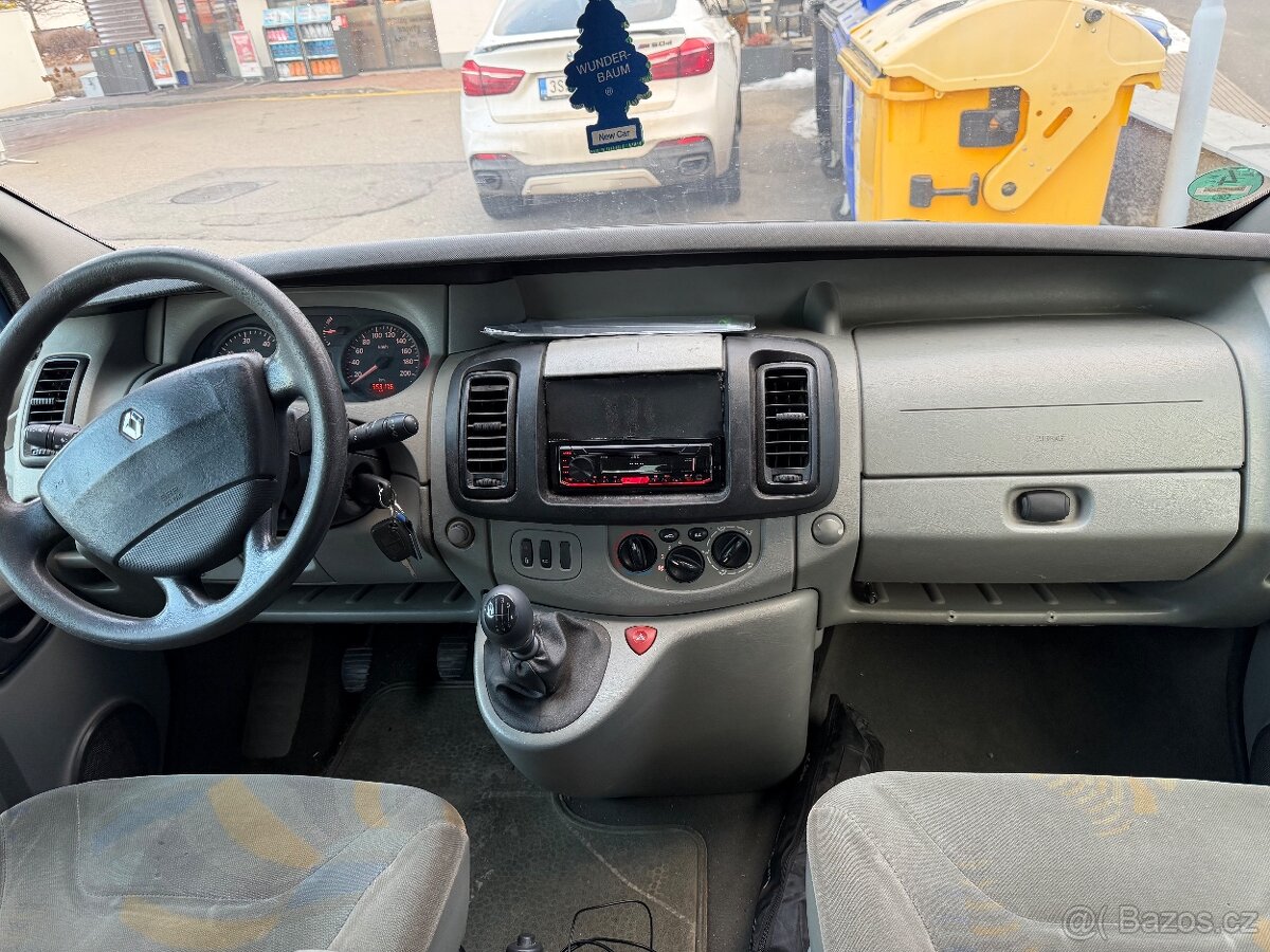 Renault Trafic Passenger 2-8mistne 1.9 Tdci 74kw - 14