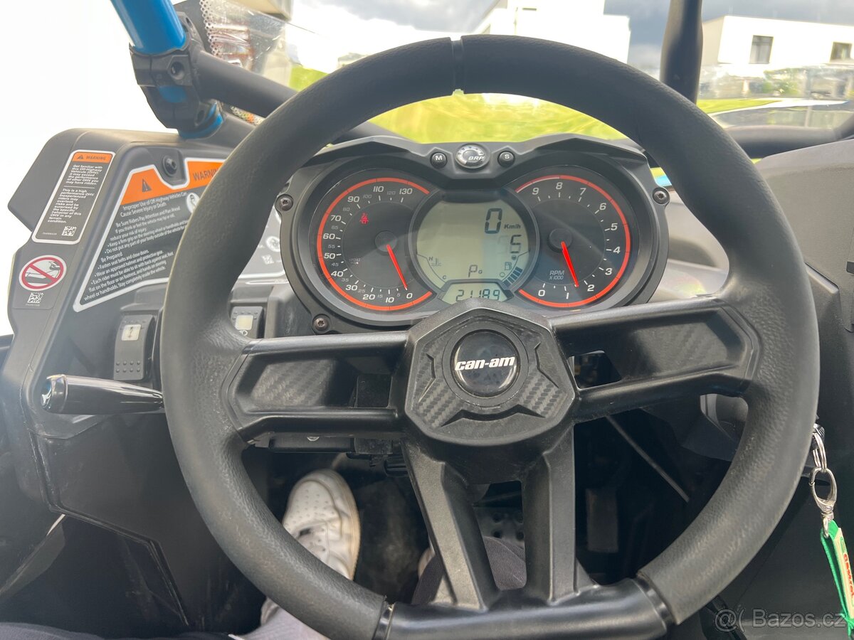 CAN AM Maverick X3 Turbo RC - 14