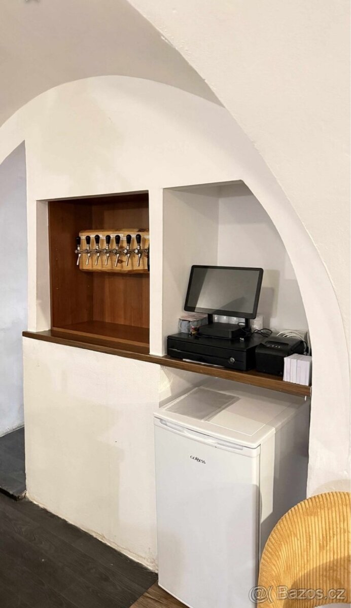 ⭐ Stylový sklípek 98 m² – kompletně zařízeno, otevřete hned - 14