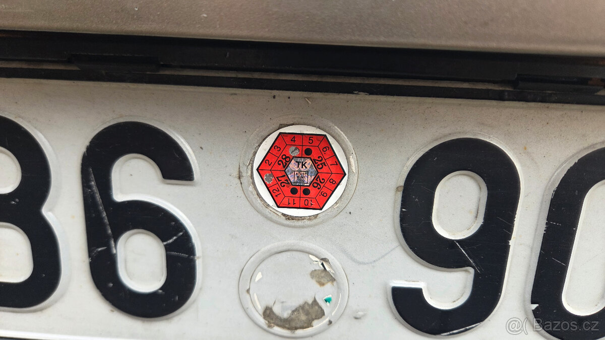 Citroën C4 1.6 HDi 68kW rok 2012 229 tkm - 14